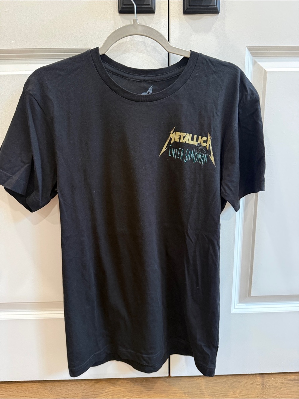 Metallica Enter Sandman Black Graphic Tee Mens size Small